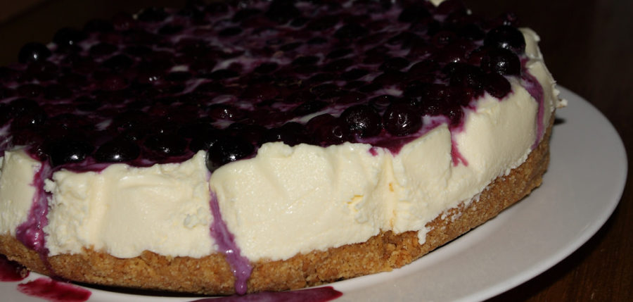 A Decadent Wine Cheesecake Recipe That’ll Leave Your Mouth Watering